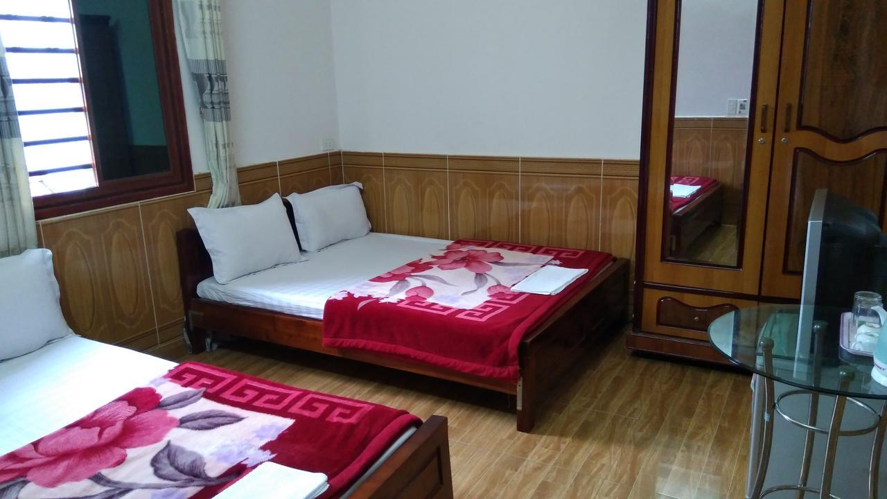 Backpackers Hotel Hà Tĩnh Buitenkant foto