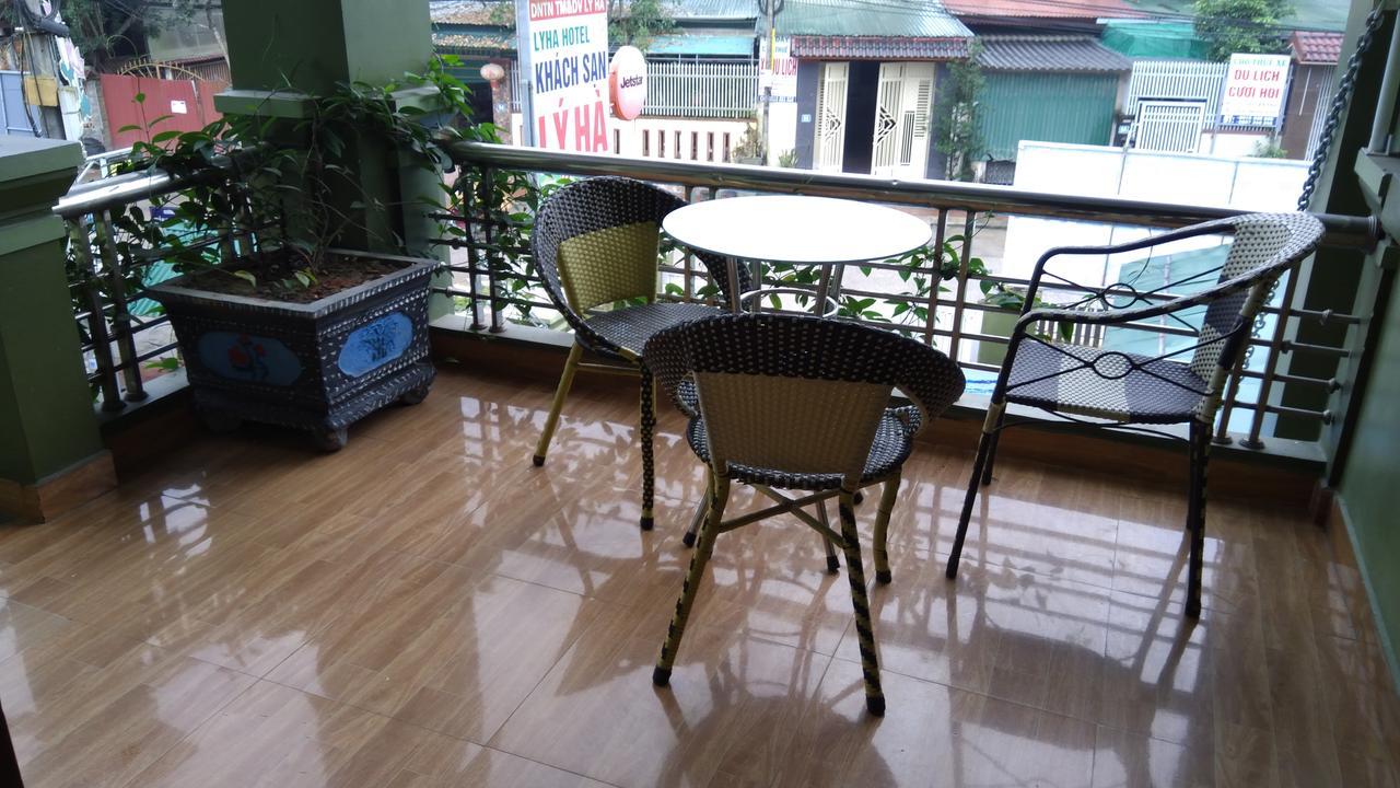 Backpackers Hotel Hà Tĩnh Buitenkant foto