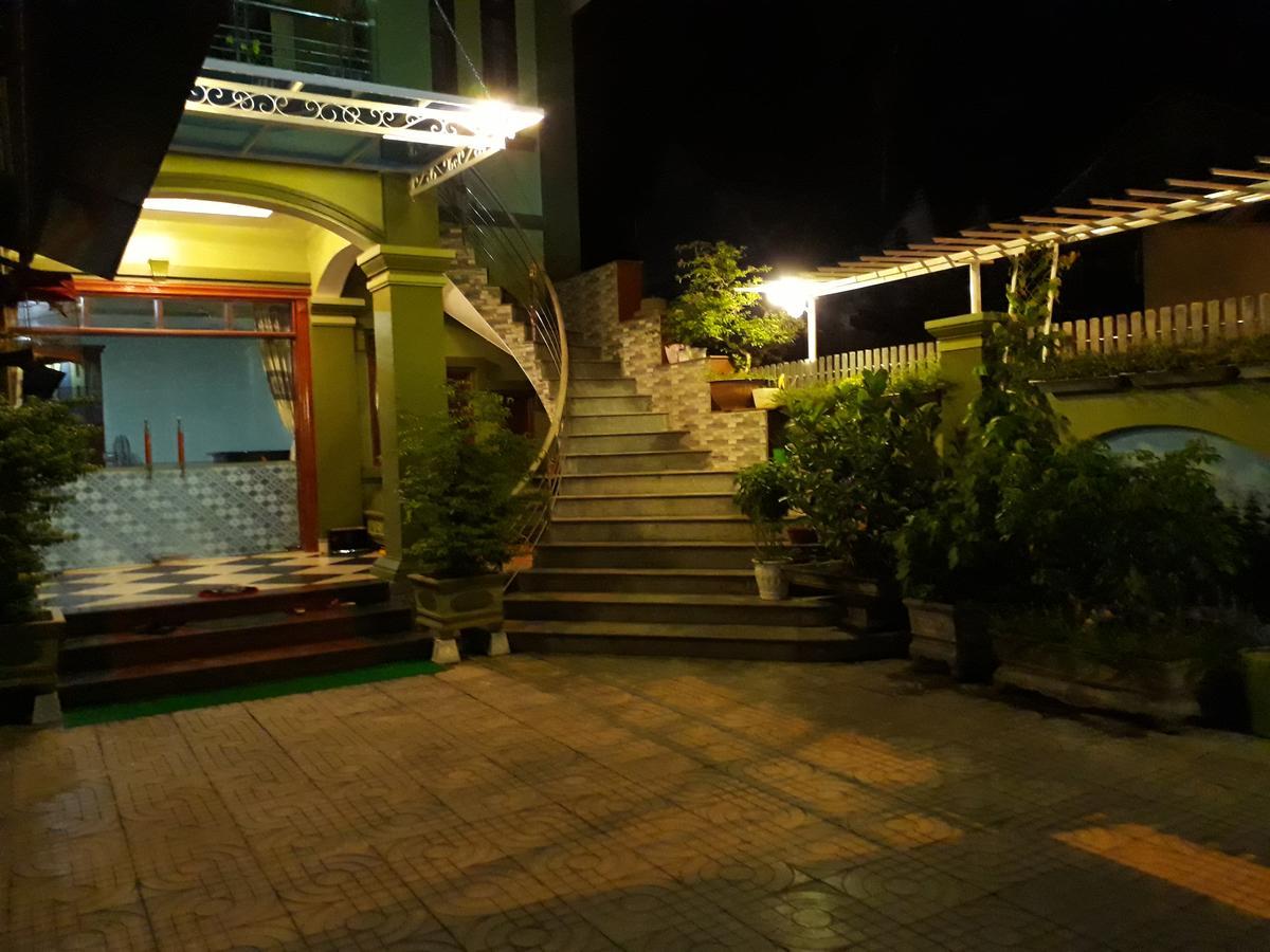 Backpackers Hotel Hà Tĩnh Buitenkant foto