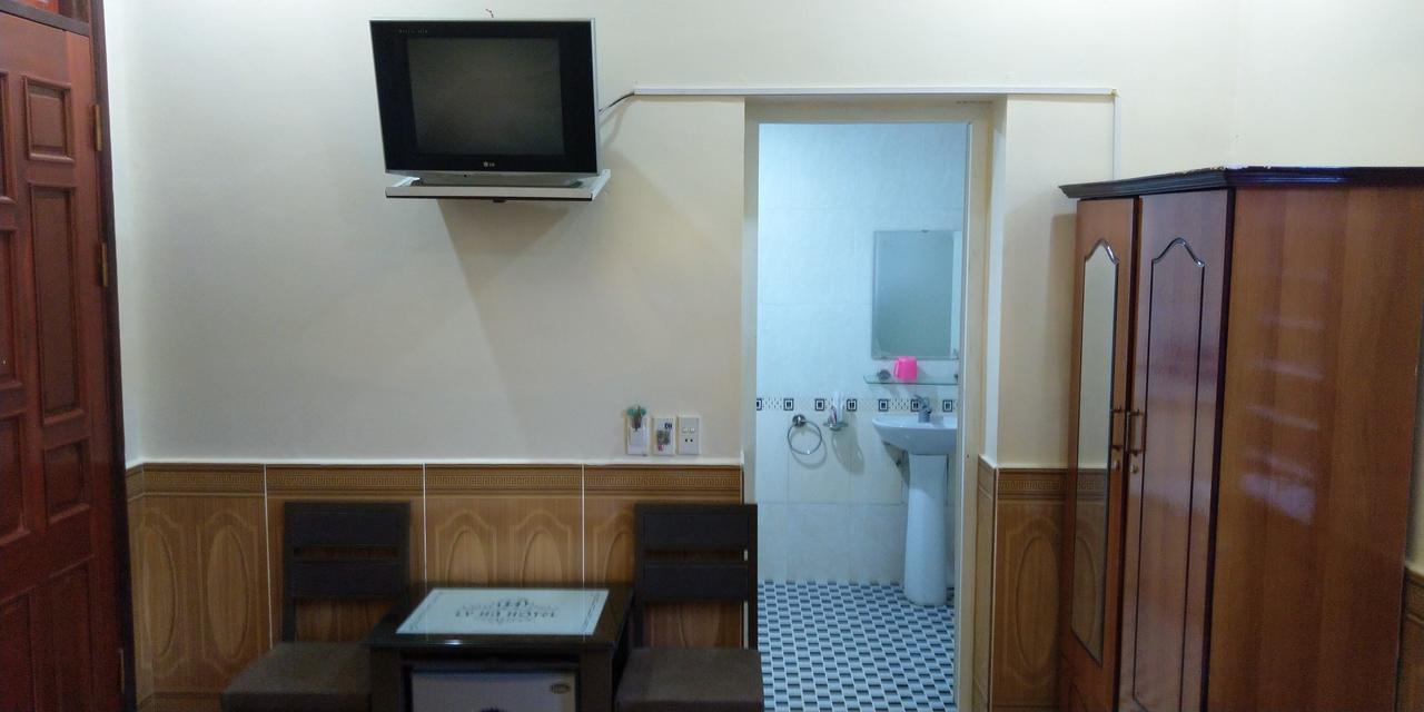Backpackers Hotel Hà Tĩnh Buitenkant foto