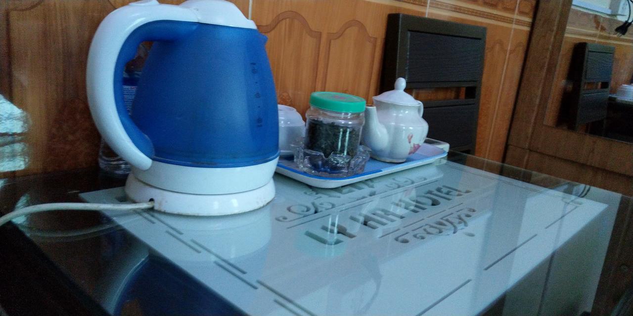Backpackers Hotel Hà Tĩnh Buitenkant foto